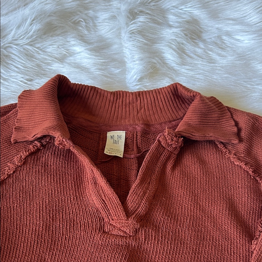 We The Free Darcy Cropped Rust Collared Distressed V-Neck Sweater - Picture 3 of 5